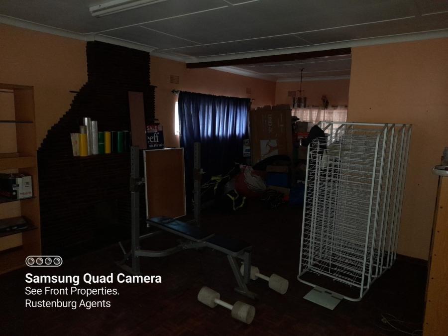 3 Bedroom Property for Sale in Lower Bo-dorp North West